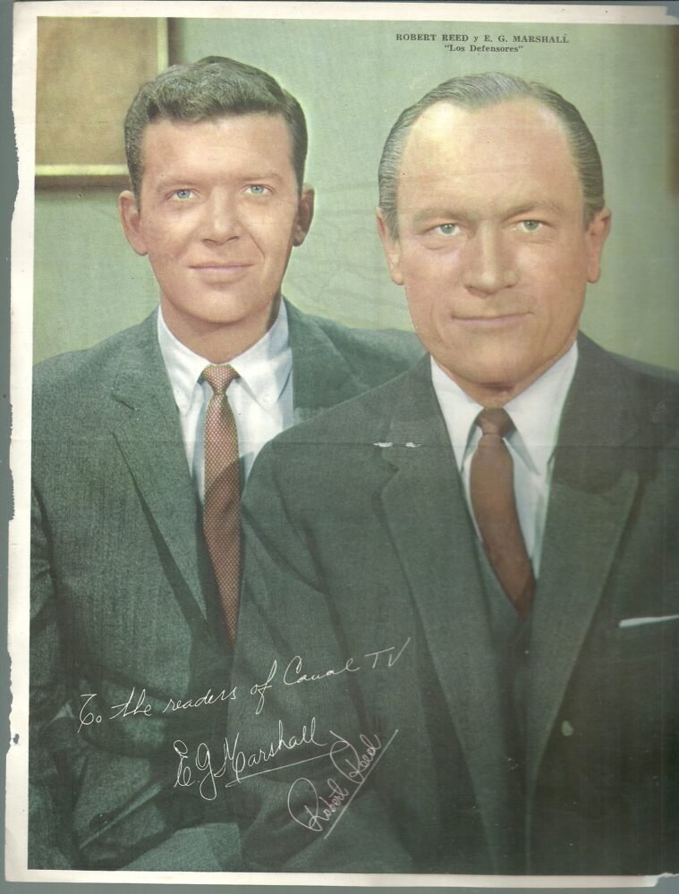 Robert Reed Autograph Example Poster Tv Guia N° -ROBERT REED- LOS DEFENSORES